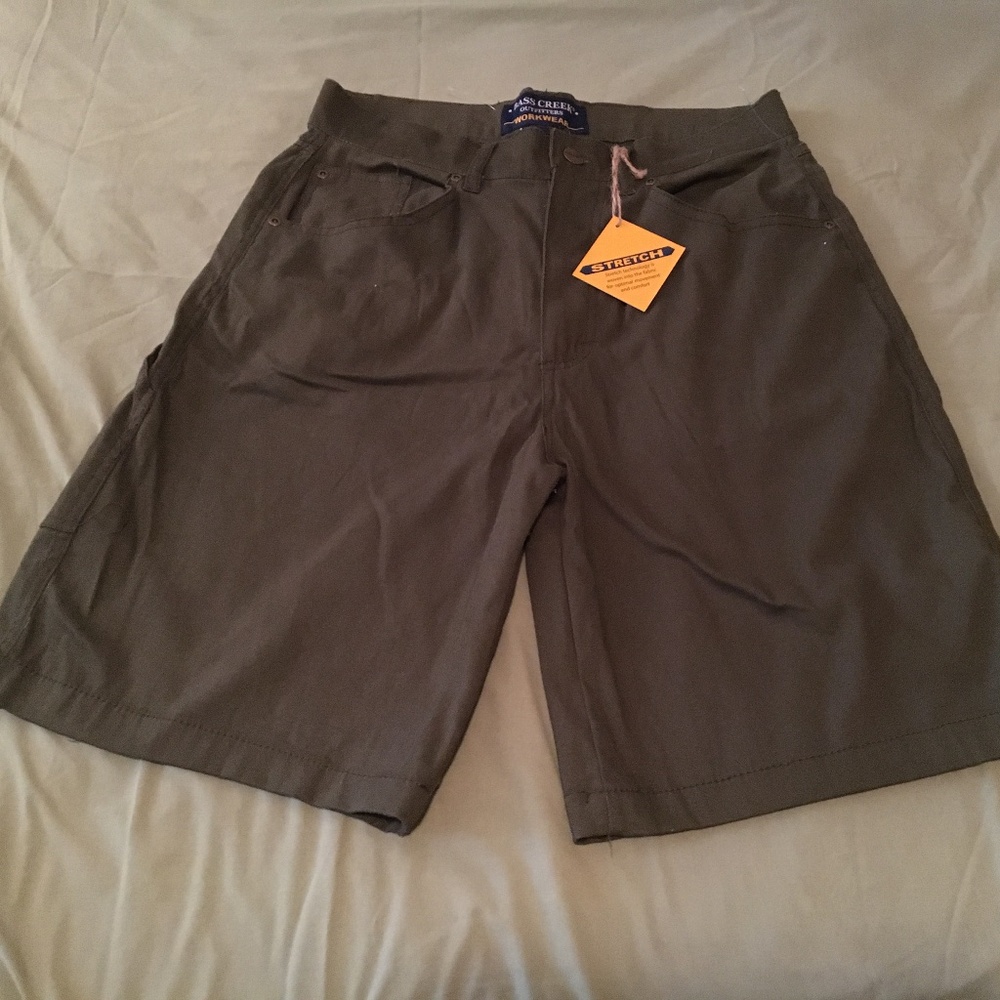 Bass Creek Outfitters stretch long shorts